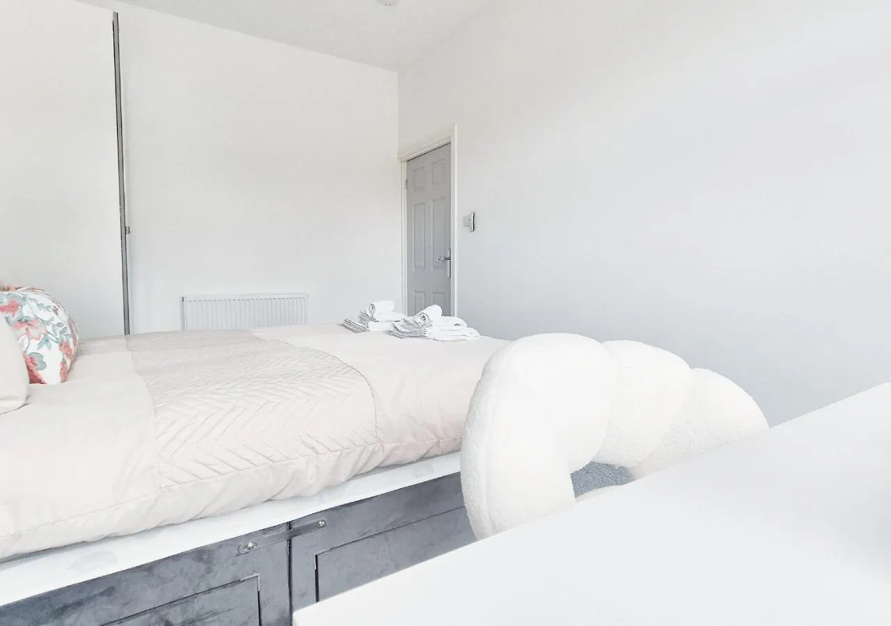 Stylish & Modern 2Br Flat Nr Nottingham City Centre